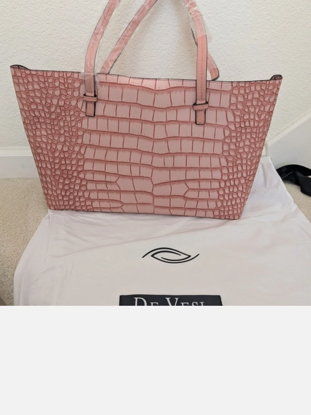 De Vesi stylish pink